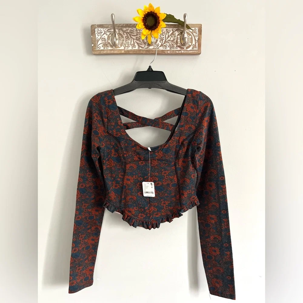 FREE PEOPLE Melanie Long Sleeve Floral Top - Size XS - Crisscross Back - NWT
